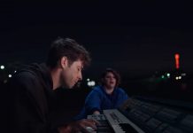 Mark Ronson e YEBBA lançam videoclipe para a parceria “Don’t Leave Me Lonely”