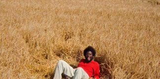 Michael Kiwanuka lança videoclipe inspirador de “You Ain’t The Problem”