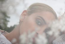 A promissora Nikita Bassi apresenta o EP de estreia