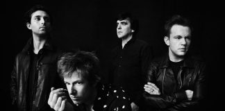 Spoon divulga “Shake It Off”, lado b raro e relançado no single “No Bullets Spent”