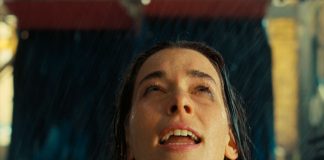 Uma HAIM está em crise no videoclipe de “Now I’m In It”