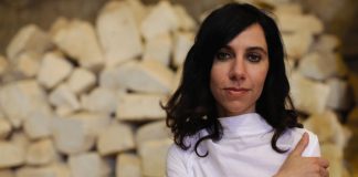 PJ Harvey lança na íntegra cover de “Red Right Hand” do Nick Cave and The Bad Seeds