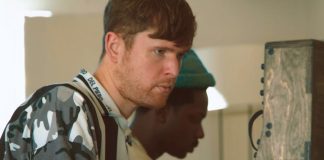 James Blake e Channel Tres mostram parceria musical em estúdio