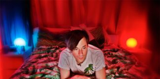 Of Montreal anuncia o álbum ‘UR FUN’ e lança o single “Peace To All Freaks”