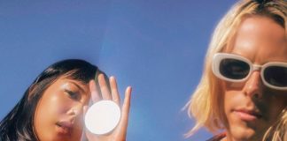 The Naked and Famous volta com seu eletropop otimista em “Sunseeker”