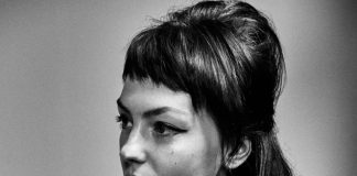 Angel Olsen mostra cover de “Wildfire” do Hand Habits