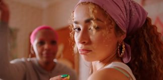 Ella Eyre descarta um relacionamento tóxico no videoclipe de “New Me”