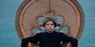 Nicolas Godin, do Air, lança videoclipe de “Catch Yourself Falling”, sua parceria com Alexis Taylor