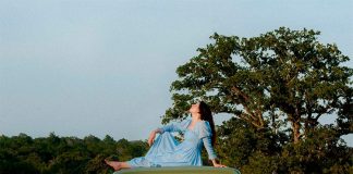 Waxahatchee anuncia o álbum ‘Saint Cloud’ com o single “Fire”