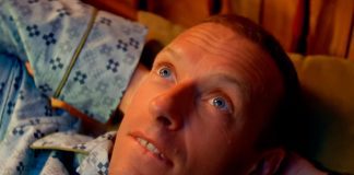 Coldplay volta à infância no mágico videoclipe de “Champion Of The World”