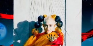 Grimes tem seu império destruído no videoclipe de “Delete Forever”