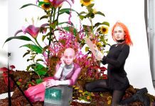 9 discos para ouvir hoje: Grimes, Moses Sumney, Banoffee, Best Coast, Sam Sparro e mais