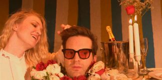 Mayer Hawthorne participa de um show de mágica no videoclipe de “M.O.”