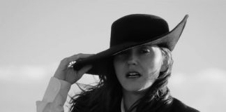 Sharon Van Etten lança a inédita “Beaten Down” com videoclipe