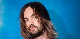 8 discos para ouvir hoje: Tame Impala, Tennis, Niia, Summer Camp e mais