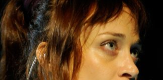 Fiona Apple diz que pode lançar novo álbum “muito em breve”