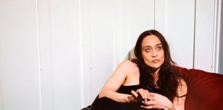 Fiona Apple revela título e detalhes do novo disco