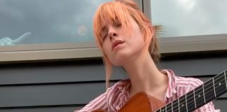 Hayley Williams, do Paramore, mostra cover de “Smoke Signals” de Phoebe Bridgers