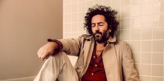 Destroyer lança videoclipe de “Foolssong” com imagens da turnê encerrada por conta da pandemia