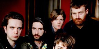 Fontaines D.C. anuncia o álbum ‘A Hero’s Death’ com o videoclipe da surreal e urgente faixa-título