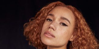 JONES canta sobre encontrar um amor inesperado no single “Giving It Up”