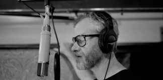 Matt Berninger, do The National, revela a faixa-título do álbum solo ‘Serpentine Prison’