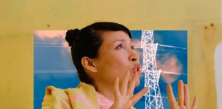Little Dragon resgata a emoção das performances ao vivo no videoclipe de “Where You Belong”