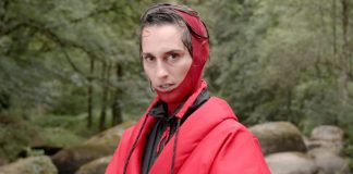 YELLE apresenta videoclipe frenético para o single “Karaté”