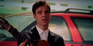 Dirty Projectors anuncia o EP ‘Super João’, inspirado em João Gilberto, com o single “Holy Mackerel”