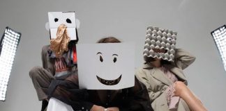 Haiku Hands e SOFI TUKKER lançam videoclipe para a parceria “Fashion Model Art”