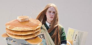 Angel Olsen regrava a clássica “Mr. Lonely” para filme de Miranda July