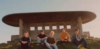 Fontaines D.C. lança videoclipe frenético de “A Lucid Dream”