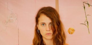 Marika Hackman anuncia o álbum ‘Covers’ com versão para “Realiti” de Grimes