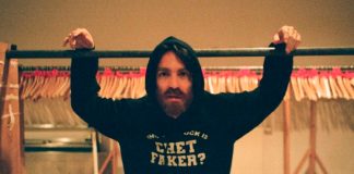 Nick Murphy volta a ser Chet Faker e lança o single “Low”