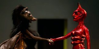 Oneohtrix Point Never e um relacionamento demoníaco no videoclipe de “Long Road Home”