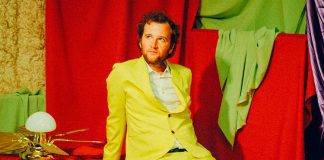 Chris Baio, do Vampire Weekend, anuncia disco solo ‘Dead Hand Control’