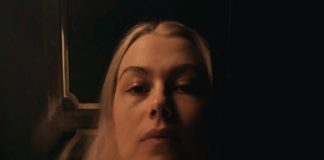 Phoebe Bridgers lança cover de “If We Make It Through December” de Merle Haggard