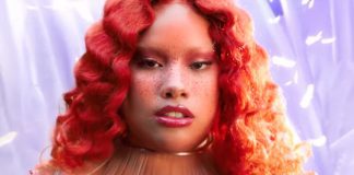 Shygirl apresenta suas versões no videoclipe de “SLIME”