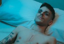 New Order lança videoclipe surreal de “Be a Rebel”