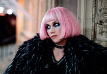 AMAZONICA, sua nova rockstar favorita, exala fúria e exuberância em “Sweet Sound Of Rock And Roll”