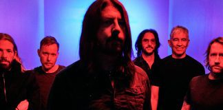 Foo Fighters lança o single “Waiting On A War” do álbum ‘Medicine at Midnight’