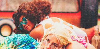 Gaby Amarantos, Jaloo e um amor de pica em “Tchau”