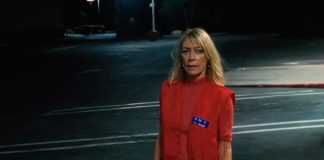 Kim Gordon lança videoclipe intenso de “Hungry Baby” estrelado pela filha