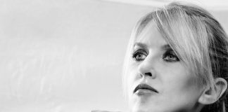 Liz Phair lança videoclipe de “Hey Lou”, uma homenagem ao romance de Lou Reed e Laurie Anderson
