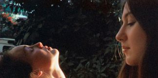 Zella Day e Weyes Blood encontram-se no single “Holocene”