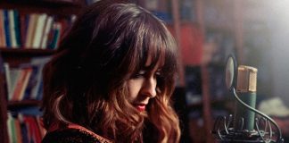 Alanis Morissette lança a versão demo da dolorosa “Predator”