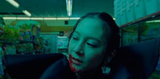 Japanese Breakfast canta sobre solidão e saudade no single “Posing In Bondage”