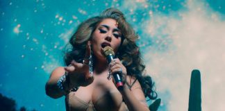 Kali Uchis faz show livestream gratuito no YouTube