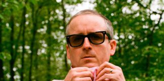 Alexis Taylor, do Hot Chip, anuncia álbum solo ‘Silence’ com o single “Dying in Heaven”