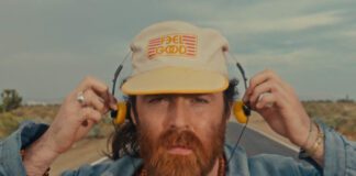 Chet Faker se diverte (e sente bem) pelo deserto no videoclipe de “Feel Good”